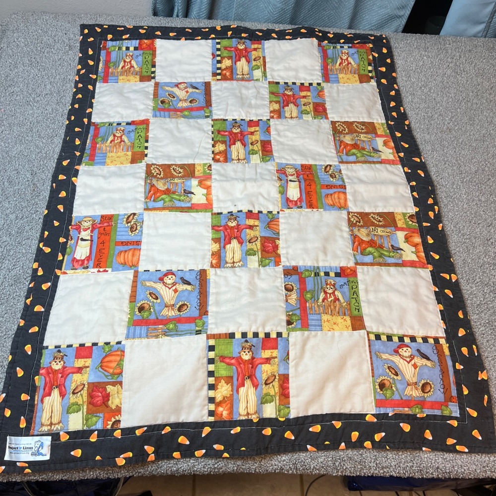 vtg Handmade quilt Autumn Scarecrow Throw Blanket fall‎ patchwork cozy harest